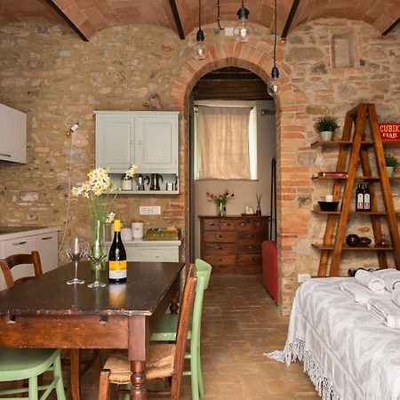 Il Borghetto - La Bottega Di Adele Loft Apartment Castelnuovo dell'Abate Luaran gambar