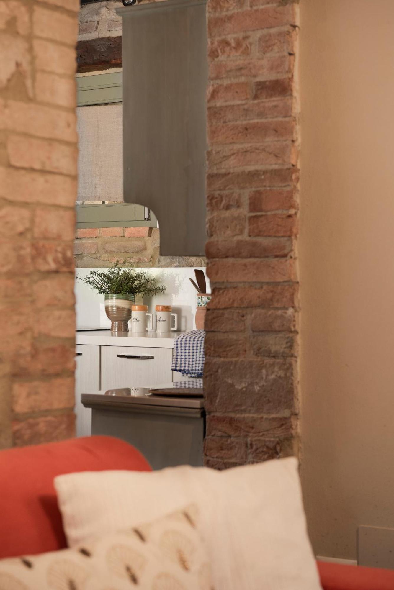 Il Borghetto - La Bottega Di Adele Loft Apartment Castelnuovo dell'Abate Luaran gambar
